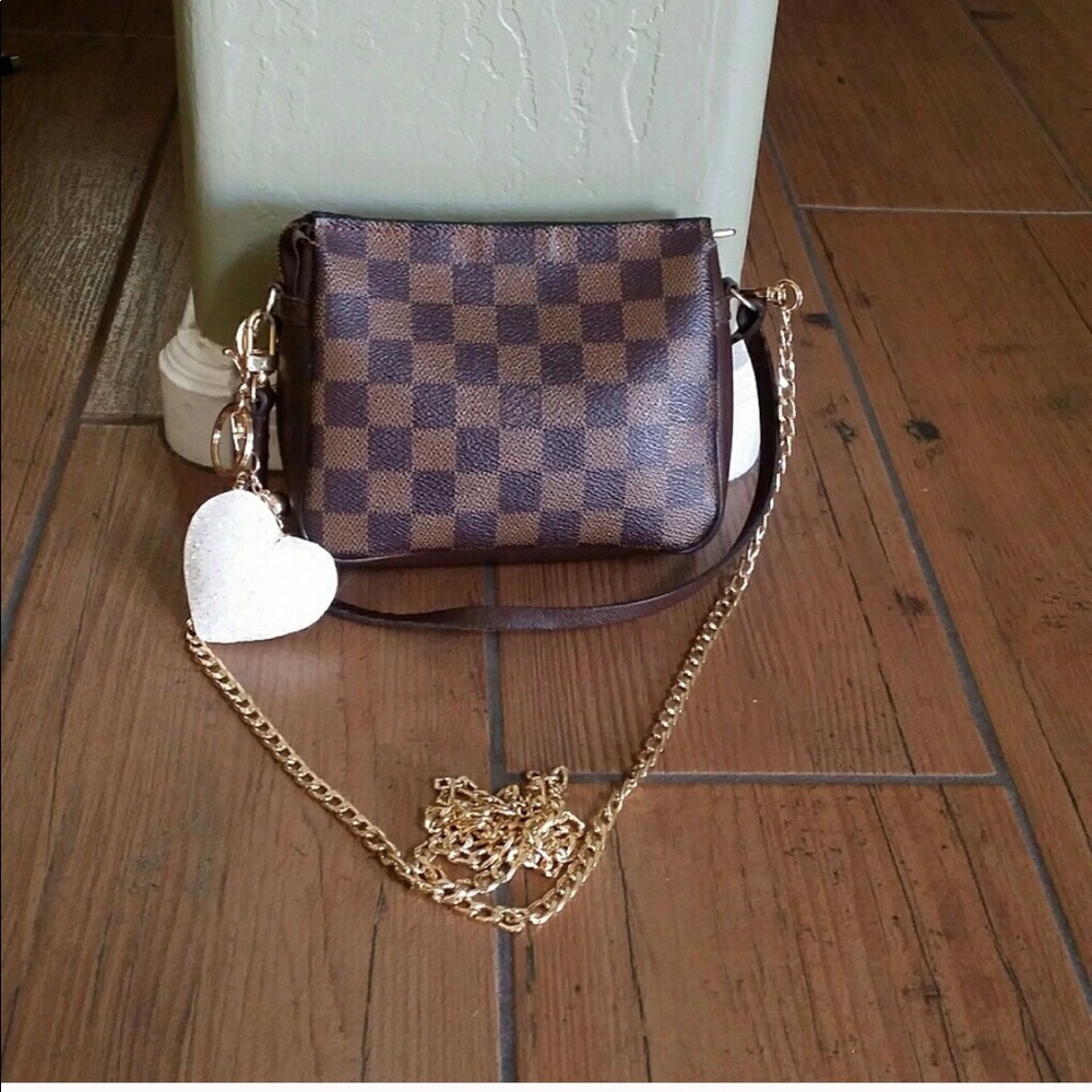Authentic Lv Damier Ebene  trousse cosmetic pouch